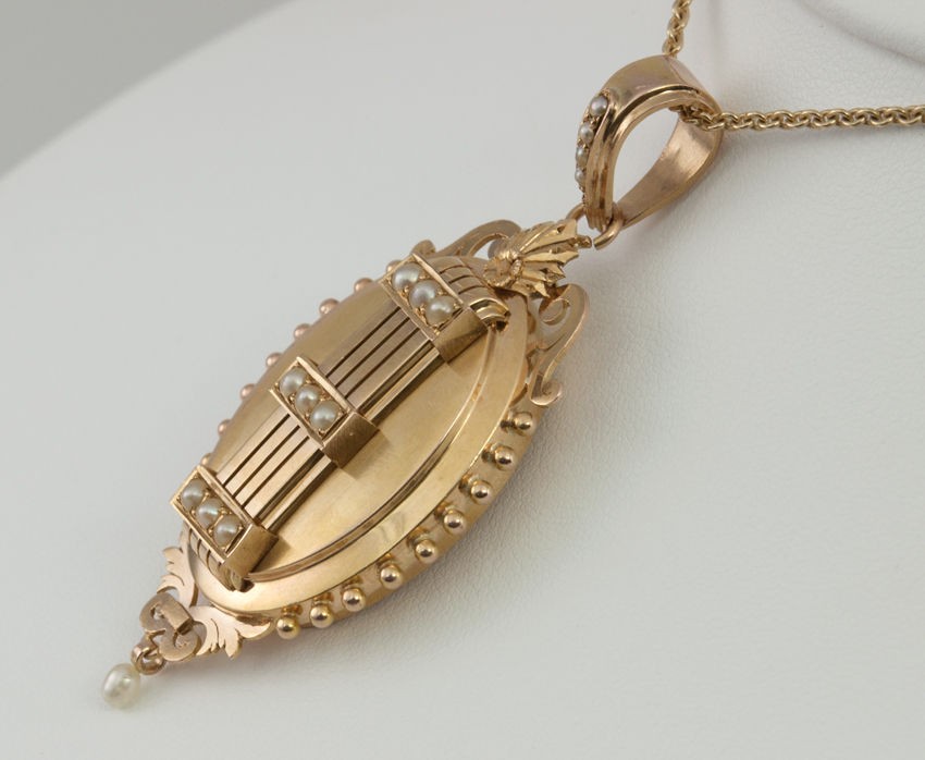 Large Victorian Gold Locket Necklaces & Pendants Jewelry