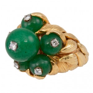 David Webb Chrysoprase and Diamond 18K Yellow Gold Ring Circa 1970